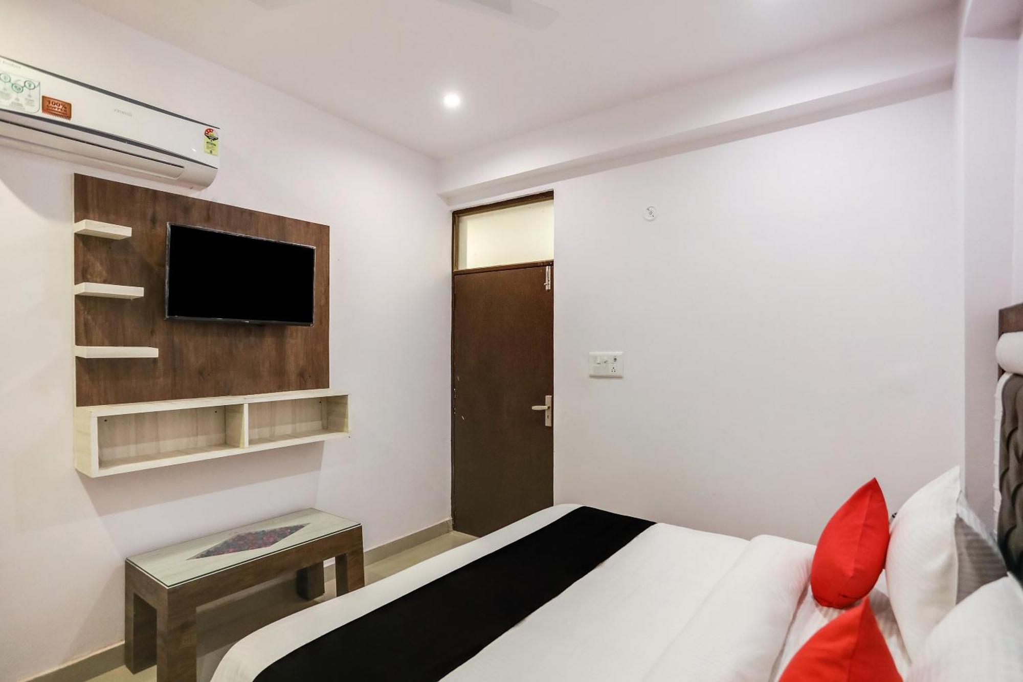 Hotel O Golden Stone غازي أباد المظهر الخارجي الصورة